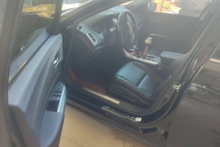Used Acura TLX-L 2018 2.4L Comfort Edition Interior 3