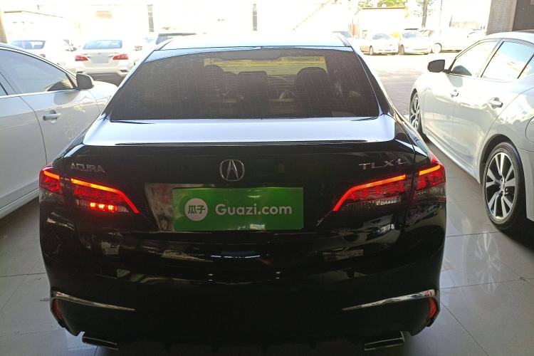 Used Acura TLX-L 2018 2.4L Comfort Edition Rear