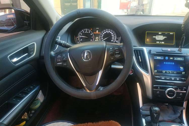 Used Acura TLX-L 2018 2.4L Comfort Edition Steering Wheel