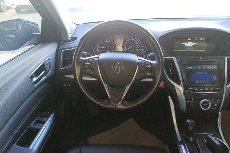 Used Acura TLX-L 2018 2.4L Comfort Edition Steering Wheel