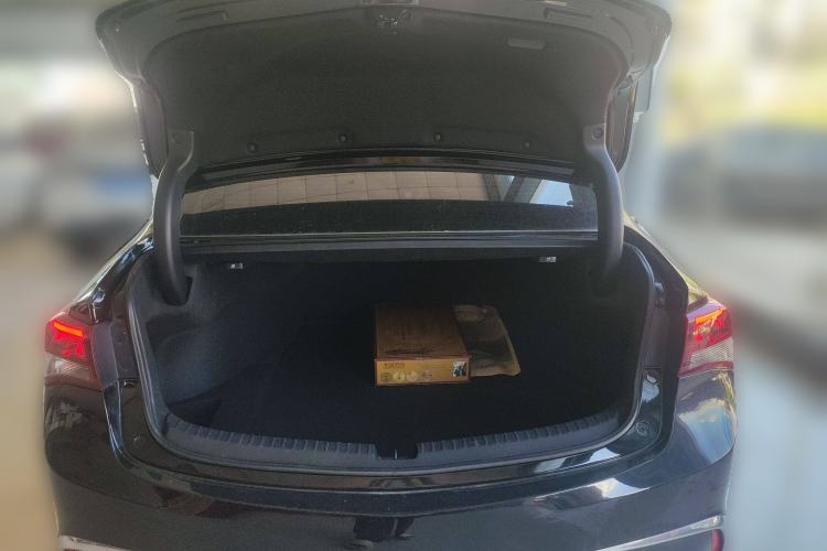 Used Acura TLX-L 2018 2.4L Comfort Edition Trunk