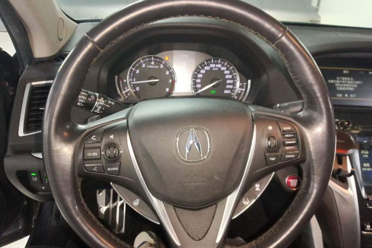 Used Acura TLX-L 2018 2.4L Diamond Edition Steering Wheel