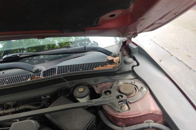 Used Acura TLX-L 2018 2.4L Deluxe Edition Engine Bay Left