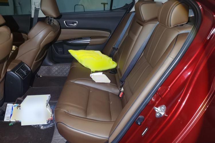 Used Acura TLX-L 2018 2.4L Deluxe Edition Left Rear Seat