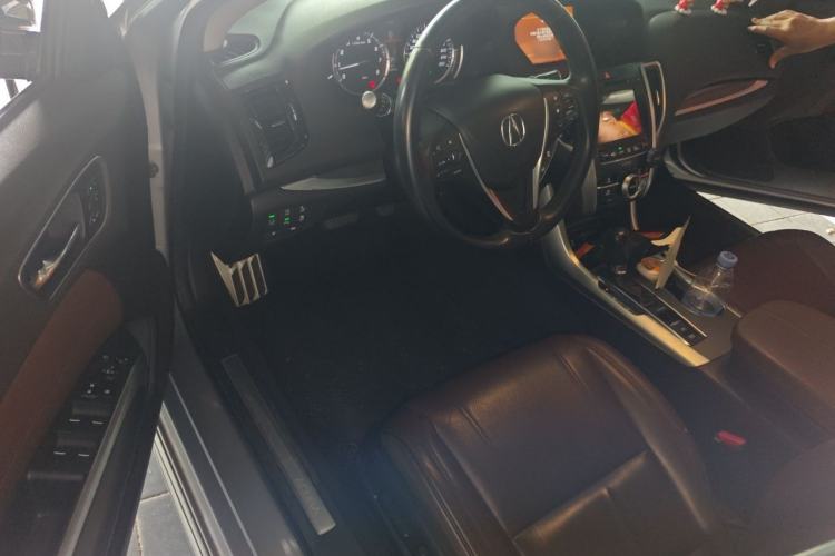 Used Acura TLX-L 2018 2.4L Deluxe Edition Driver Seat