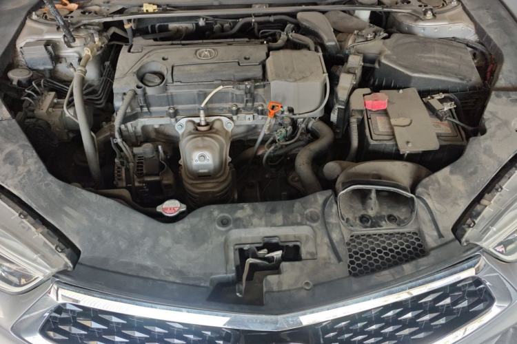 Used Acura TLX-L 2018 2.4L Deluxe Edition Engine Bay