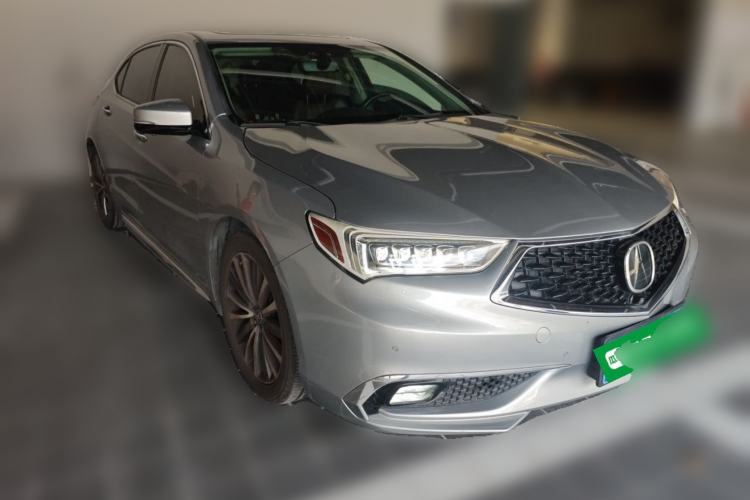 Used Acura TLX-L 2018 2.4L Deluxe Edition Front Right 45 Deg