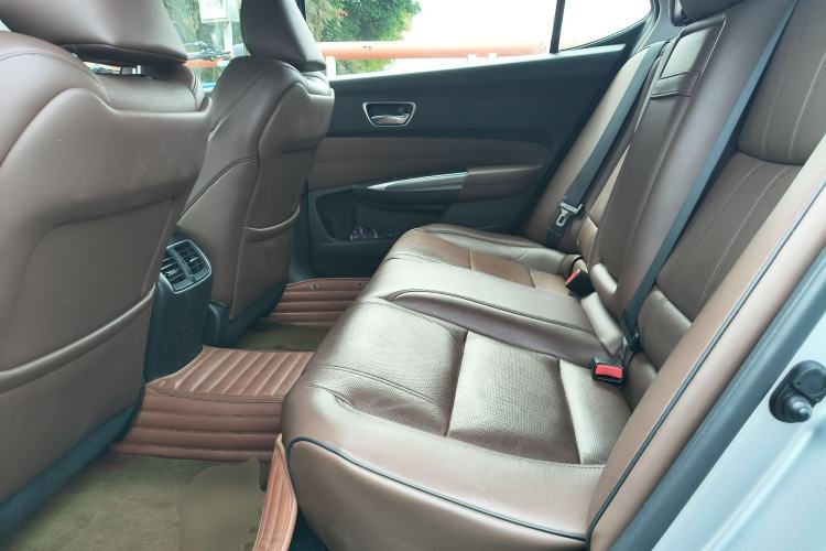 Used Acura TLX-L 2018 2.4L Deluxe Edition Left Rear Seat
