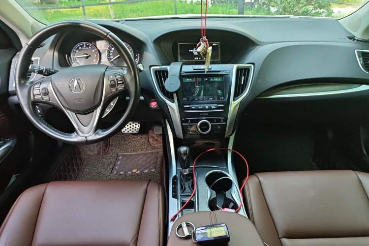 Used Acura TLX-L 2018 2.4L Enjoy Edition Center Console