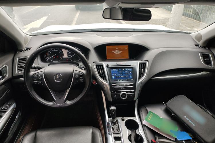 Used Acura TLX-L 2018 2.4L Comfort Edition Center Console