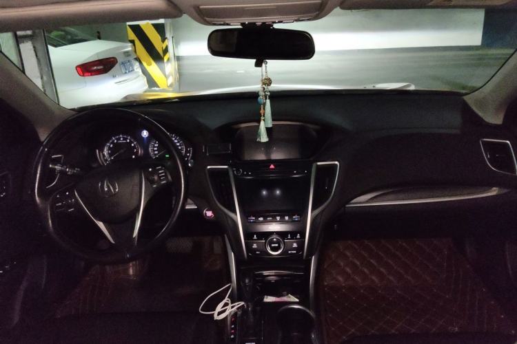 Used Acura TLX-L 2018 2.4L Comfort Edition Center Console