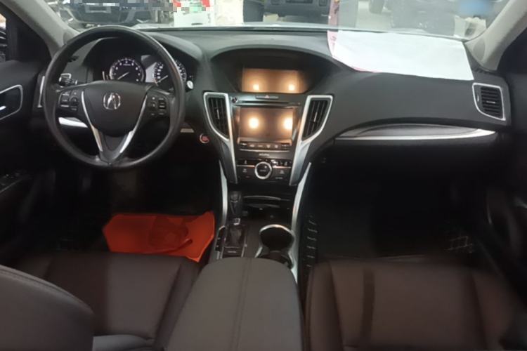Used Acura TLX-L 2018 2.4L Comfort Edition Center Console