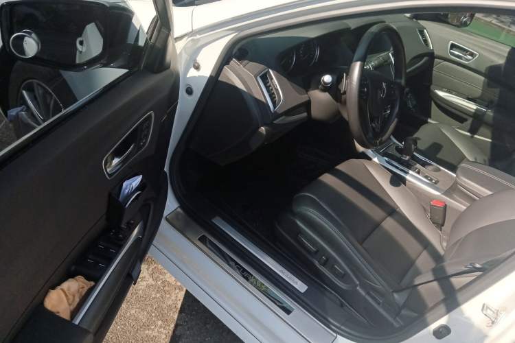 Used Acura TLX-L 2018 2.4L Comfort Edition Driver Seat