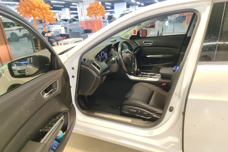 Used Acura TLX-L 2018 2.4L Comfort Edition Driver Seat