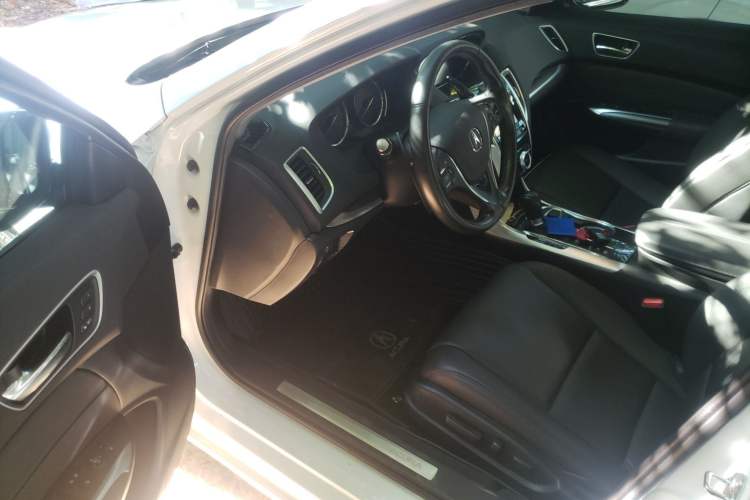 Used Acura TLX-L 2018 2.4L Comfort Edition Driver Seat