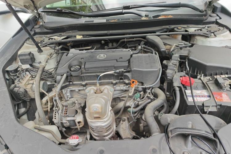 Used Acura TLX-L 2018 2.4L Diamond Edition Engine Bay