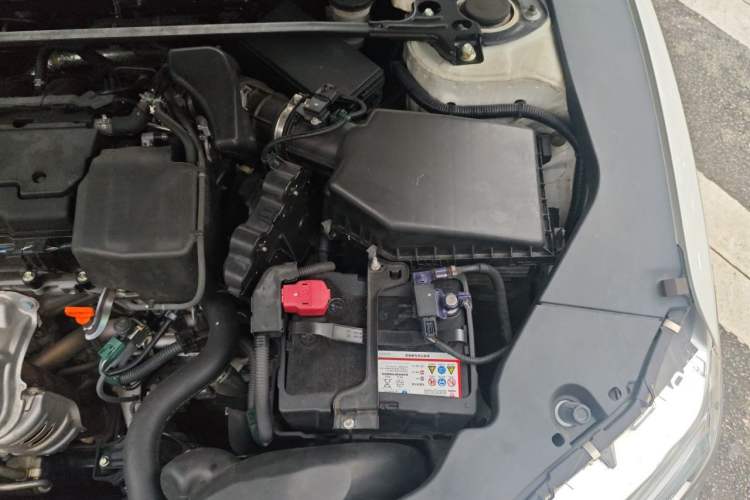 Used Acura TLX-L 2018 2.4L Comfort Edition Engine Bay Left
