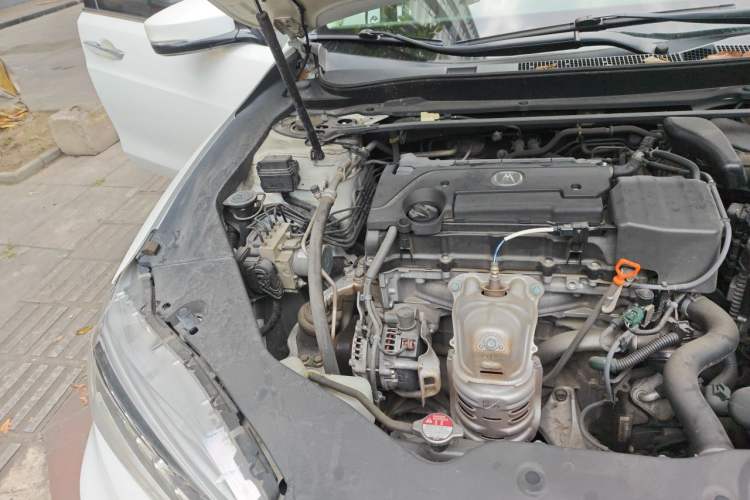 Used Acura TLX-L 2018 2.4L Diamond Edition Engine Bay Right