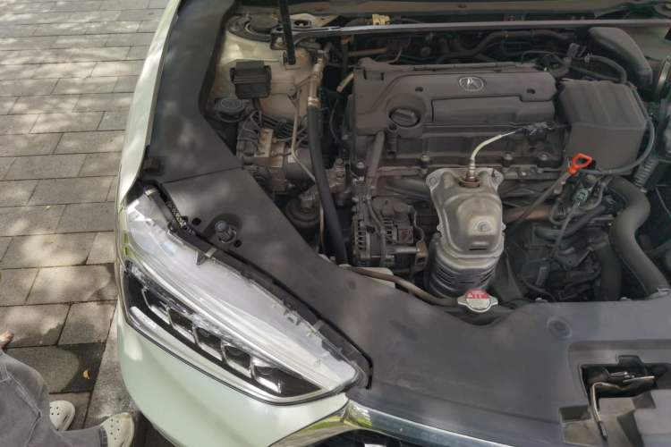 Used Acura TLX-L 2018 2.4L Enjoy Edition Engine Bay Right
