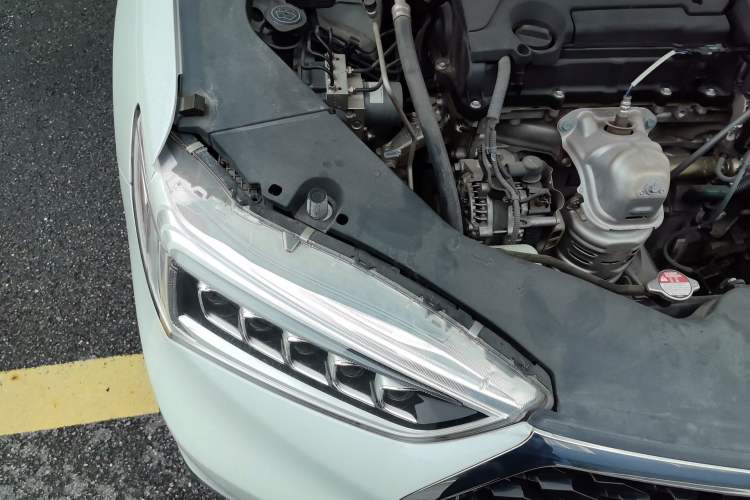 Used Acura TLX-L 2018 2.4L Comfort Edition Engine Bay Right