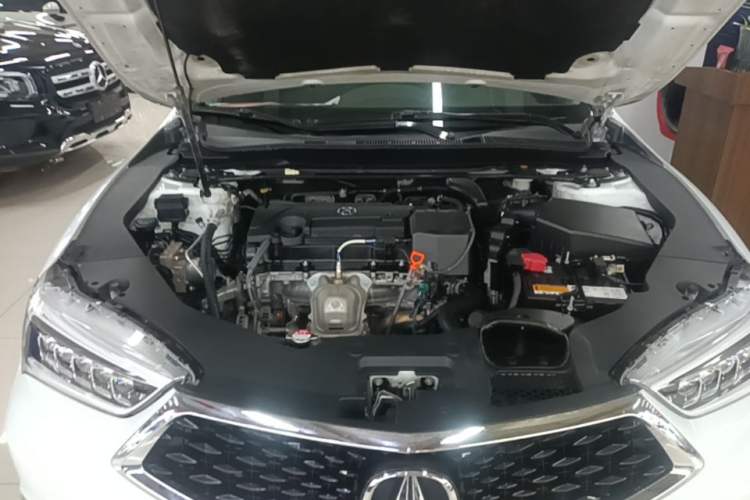Used Acura TLX-L 2018 2.4L Comfort Edition Engine Bay