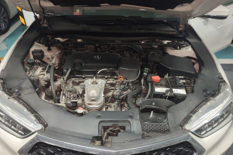 Used Acura TLX-L 2018 2.4L Comfort Edition Engine Bay
