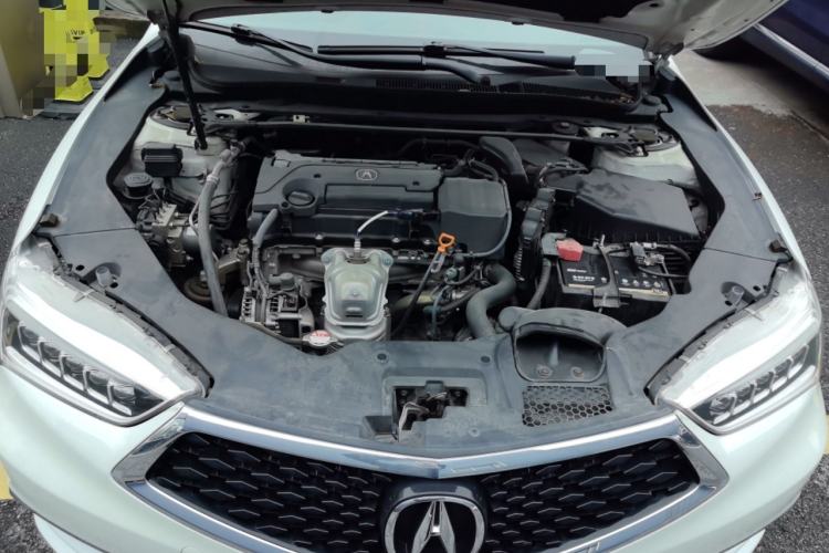 Used Acura TLX-L 2018 2.4L Comfort Edition Engine Bay