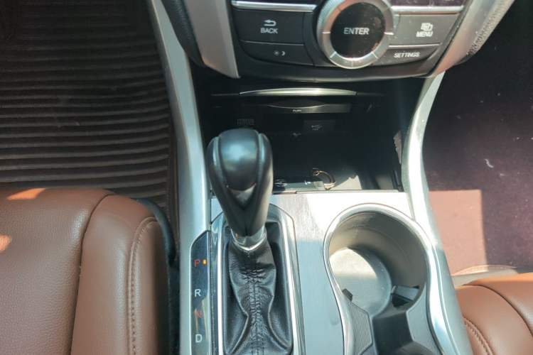 Used Acura TLX-L 2018 2.4L Enjoy Edition Gear Lever