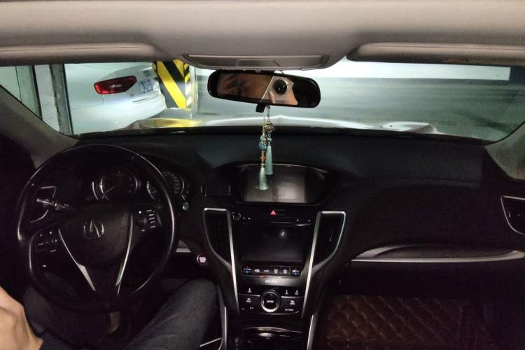 Used Acura TLX-L 2018 2.4L Comfort Edition Headliner