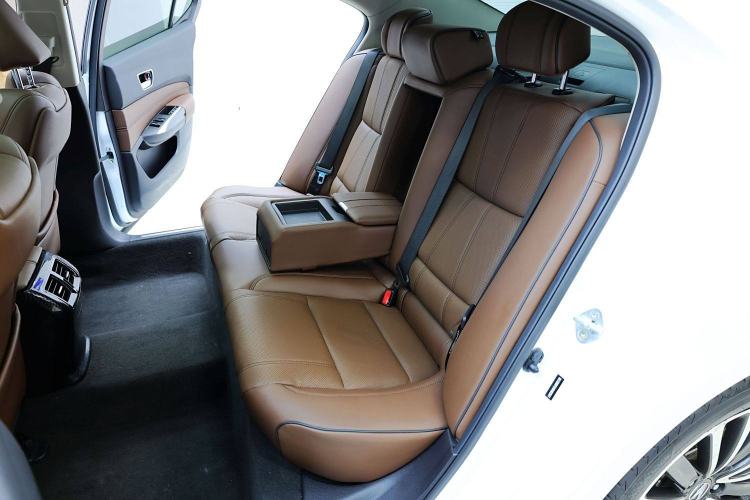 Used Acura TLX-L 2018 2.4L Deluxe Edition Interior 12
