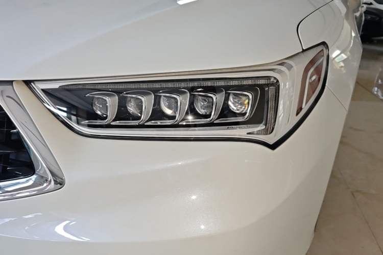 Used Acura TLX-L 2018 2.4L Comfort Edition Left Front Headlight