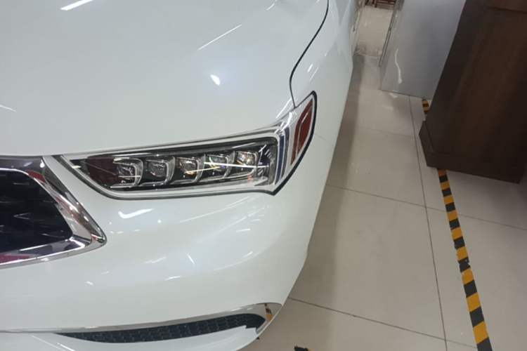 Used Acura TLX-L 2018 2.4L Comfort Edition Left Front Headlight