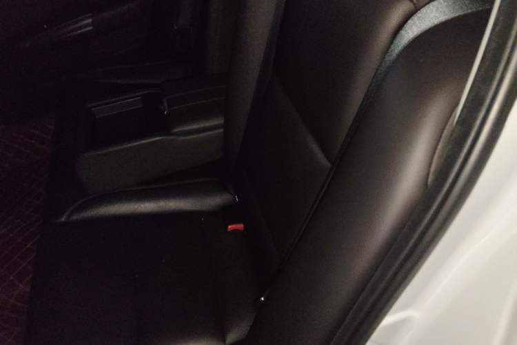 Used Acura TLX-L 2018 2.4L Comfort Edition Left Rear Seat