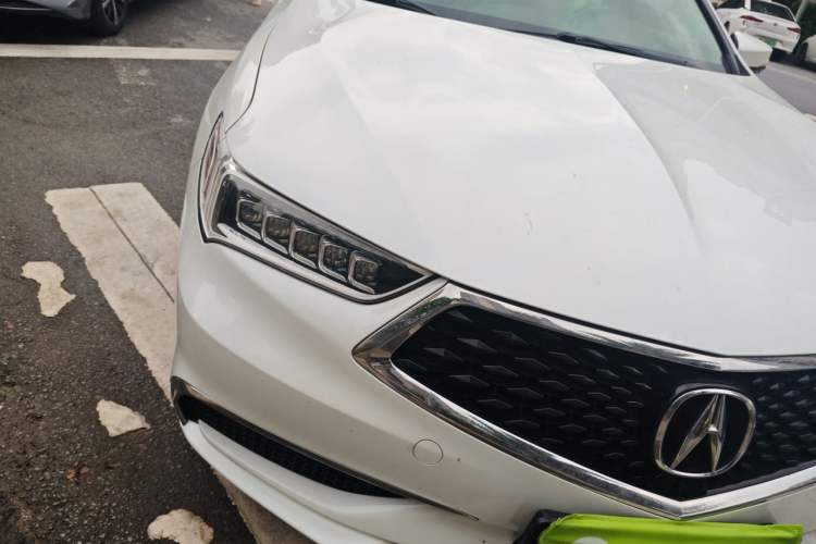 Used Acura TLX-L 2018 2.4L Comfort Edition Right Front Headlight