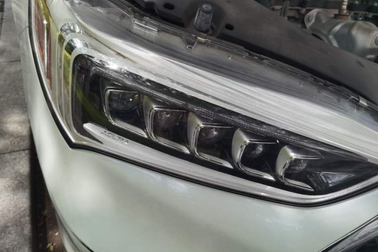 Used Acura TLX-L 2018 2.4L Enjoy Edition Right Front Headlight