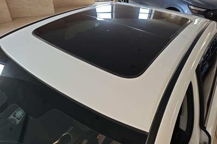Used Acura TLX-L 2018 2.4L Comfort Edition Roof