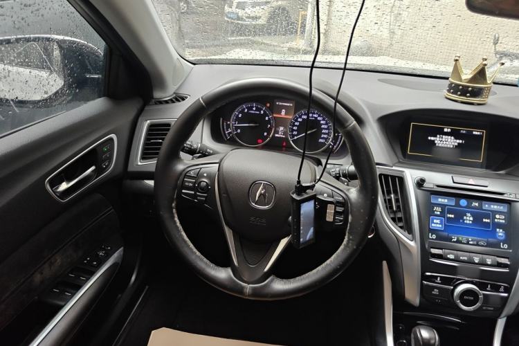 Used Acura TLX-L 2018 2.4L Comfort Edition Steering Wheel