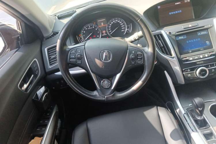 Used Acura TLX-L 2018 2.4L Comfort Edition Steering Wheel