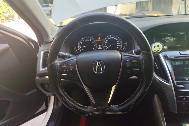 Used Acura TLX-L 2018 2.4L Comfort Edition Steering Wheel