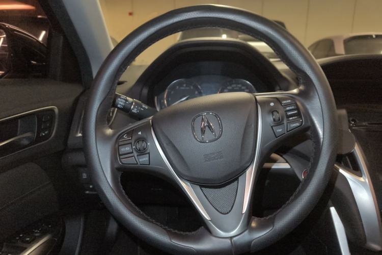 Used Acura TLX-L 2018 2.4L Comfort Edition Steering Wheel
