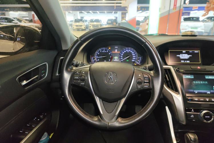 Used Acura TLX-L 2018 2.4L Comfort Edition Steering Wheel