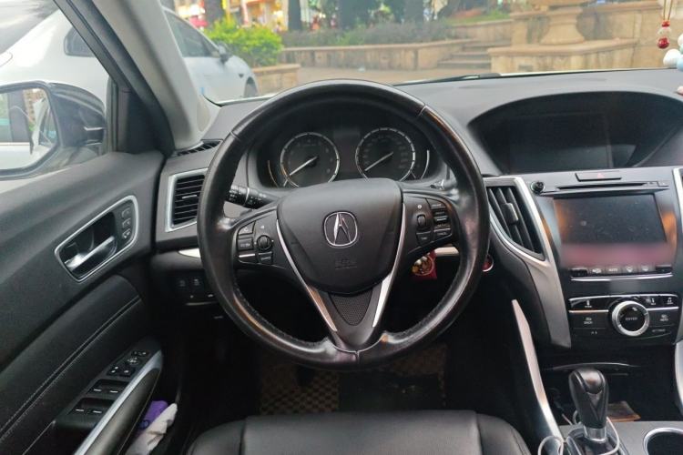Used Acura TLX-L 2018 2.4L Comfort Edition Steering Wheel