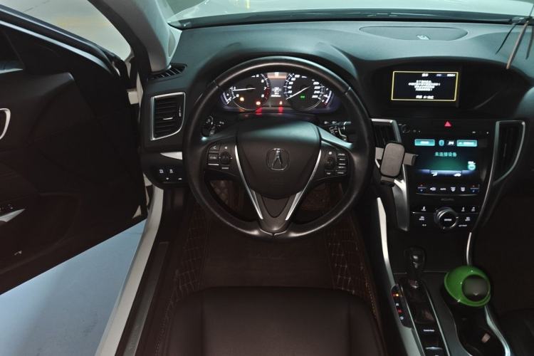 Used Acura TLX-L 2018 2.4L Comfort Edition Steering Wheel