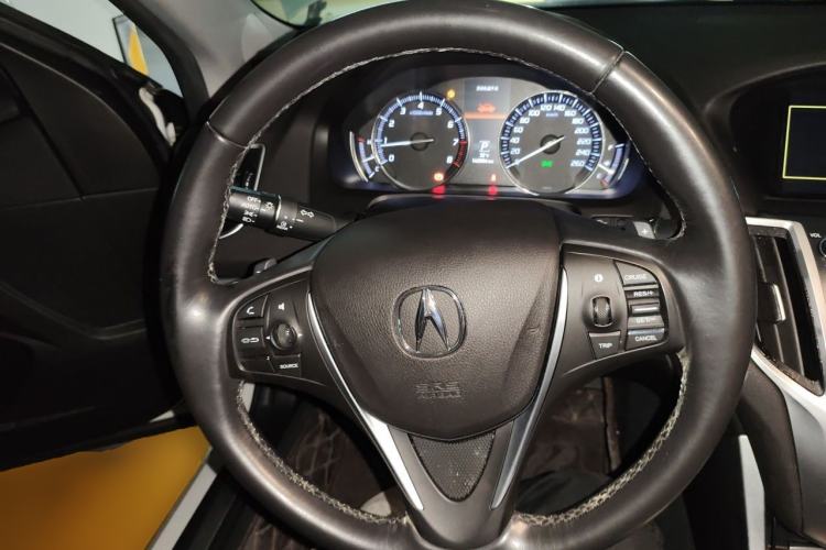 Used Acura TLX-L 2018 2.4L Comfort Edition Steering Wheel