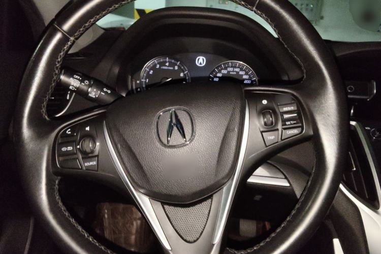 Used Acura TLX-L 2018 2.4L Comfort Edition Steering Wheel