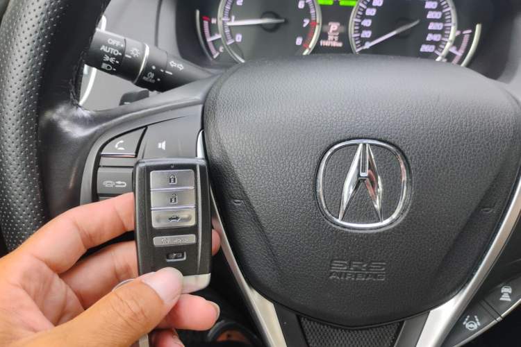 Used Acura TLX-L 2018 2.4L Enjoy Edition Vehicle Key