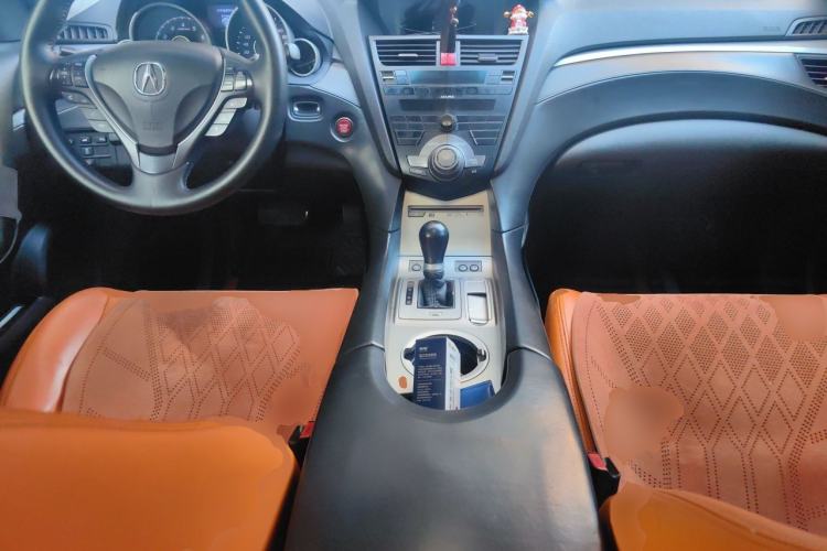 Used Acura ZDX 2012 3.7 Standard Edition Center Console