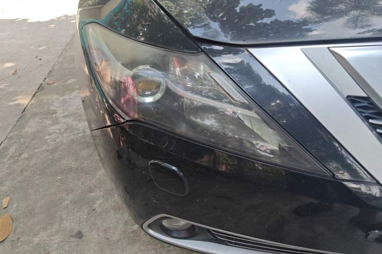 Used Acura ZDX 2012 3.7 Standard Edition Right Front Headlight