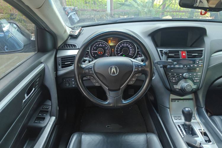Used Acura ZDX 2012 3.7 Standard Edition Steering Wheel