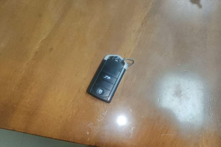 Used Acura ZDX 2012 3.7 Standard Edition Vehicle Key